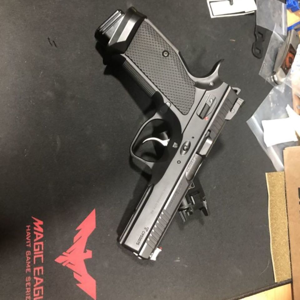 Image 1 - Cz Shadow 2 w Extras 