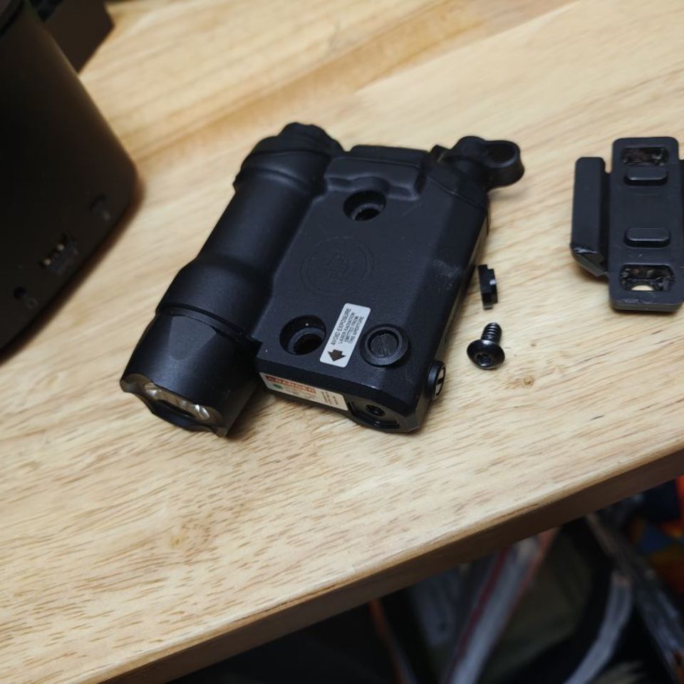 Image 3 - Cmr-301 - vis laser/ light