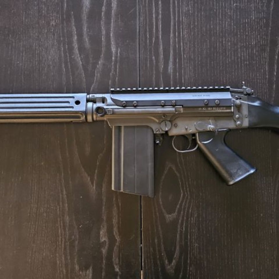 Image 2 - DSA SA58 FAL
