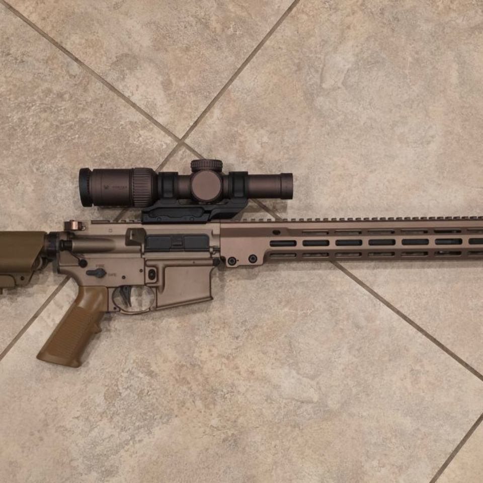 Image 3 - Geissele Super Duty with LPVO