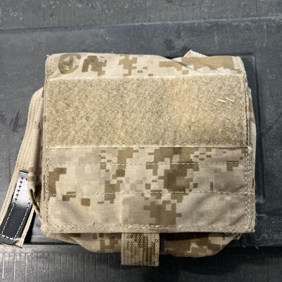 Image 4 - Various Eagle LBT 215 pouches AOR