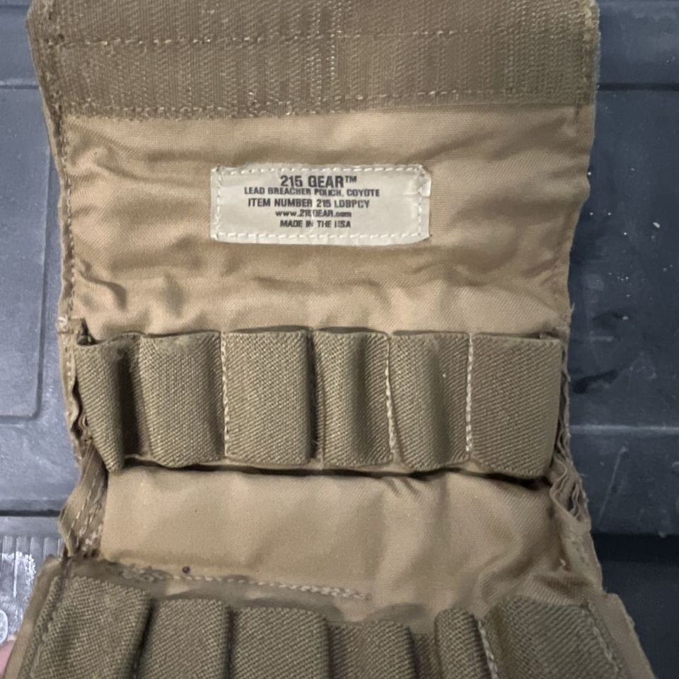 Image 5 - Various Eagle LBT 215 pouches AOR