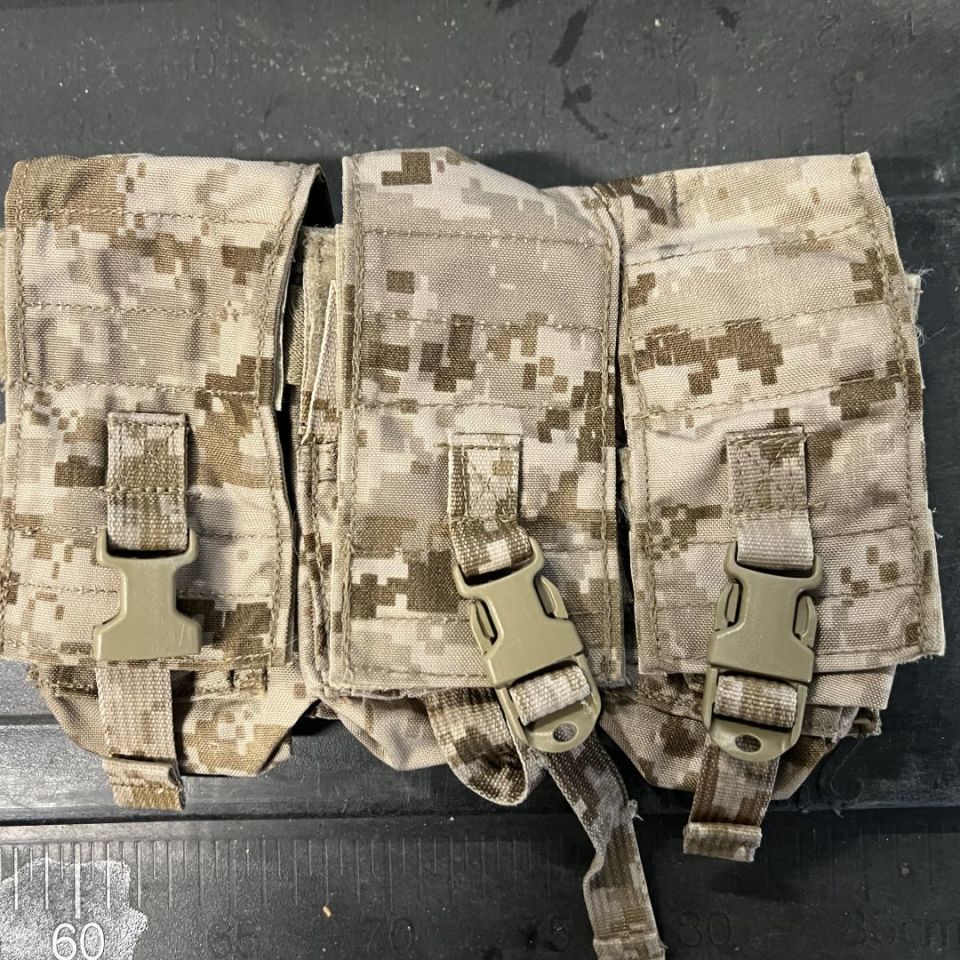 Image 2 - Various Eagle LBT 215 pouches AOR