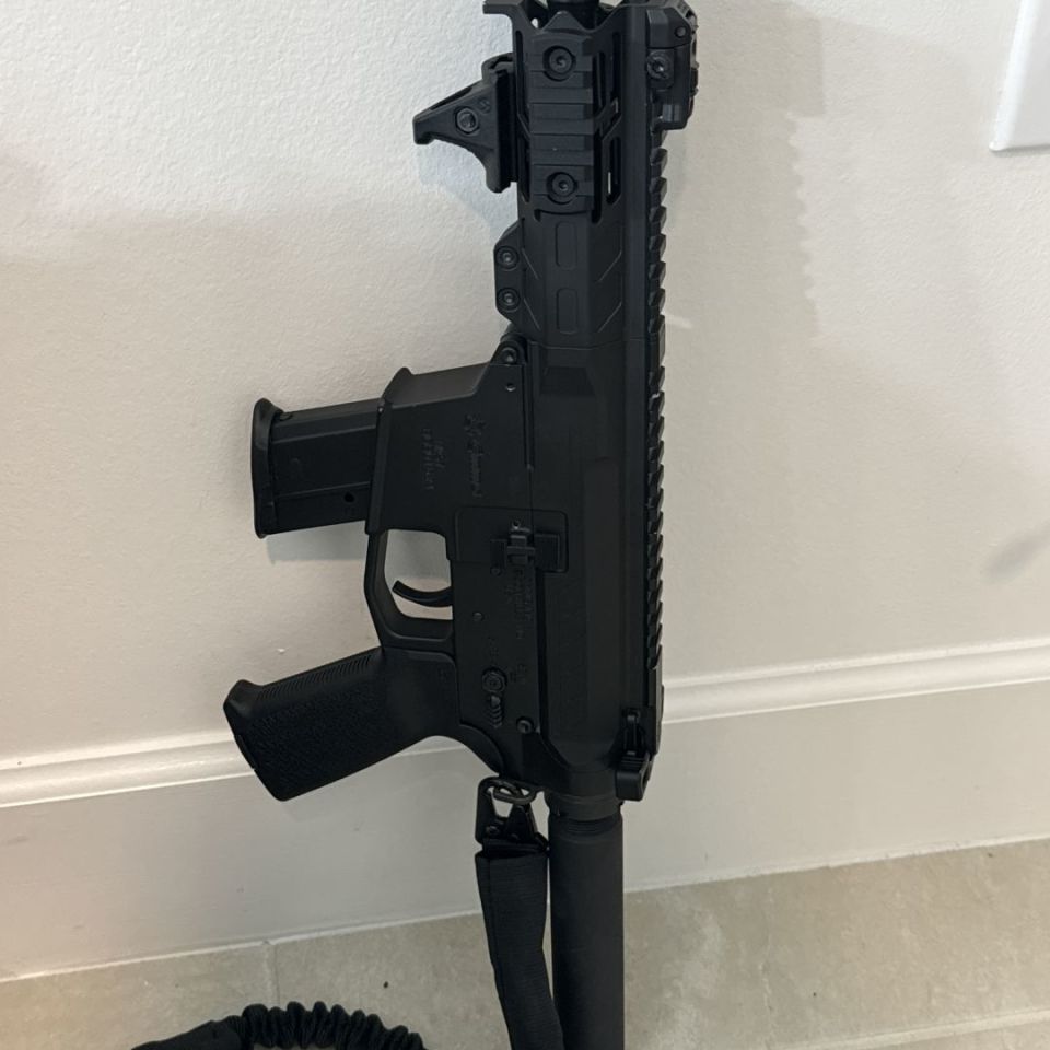 Image 2 - CMMG Banshee  1100$