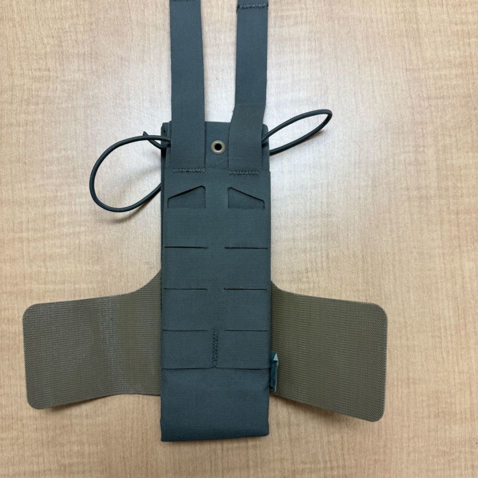 Image 4 - Ferro Concepts Radio Pocket