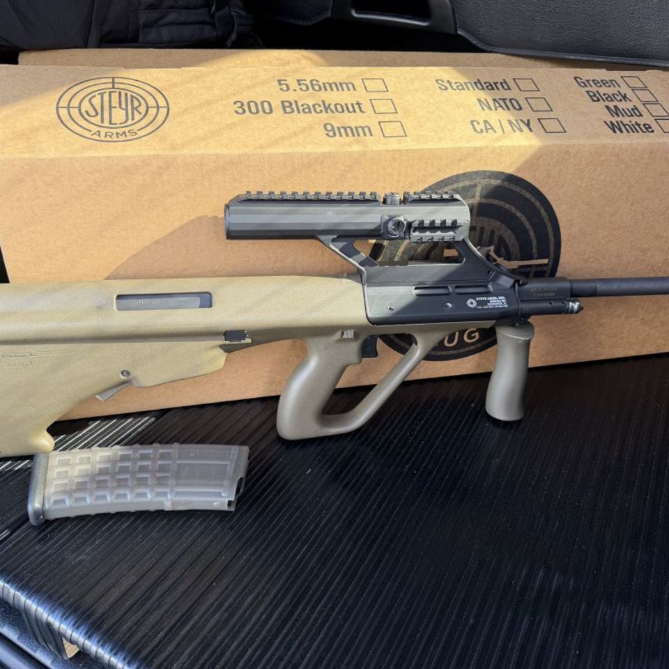 Image 2 - Steyr Aug 20” integrated optic