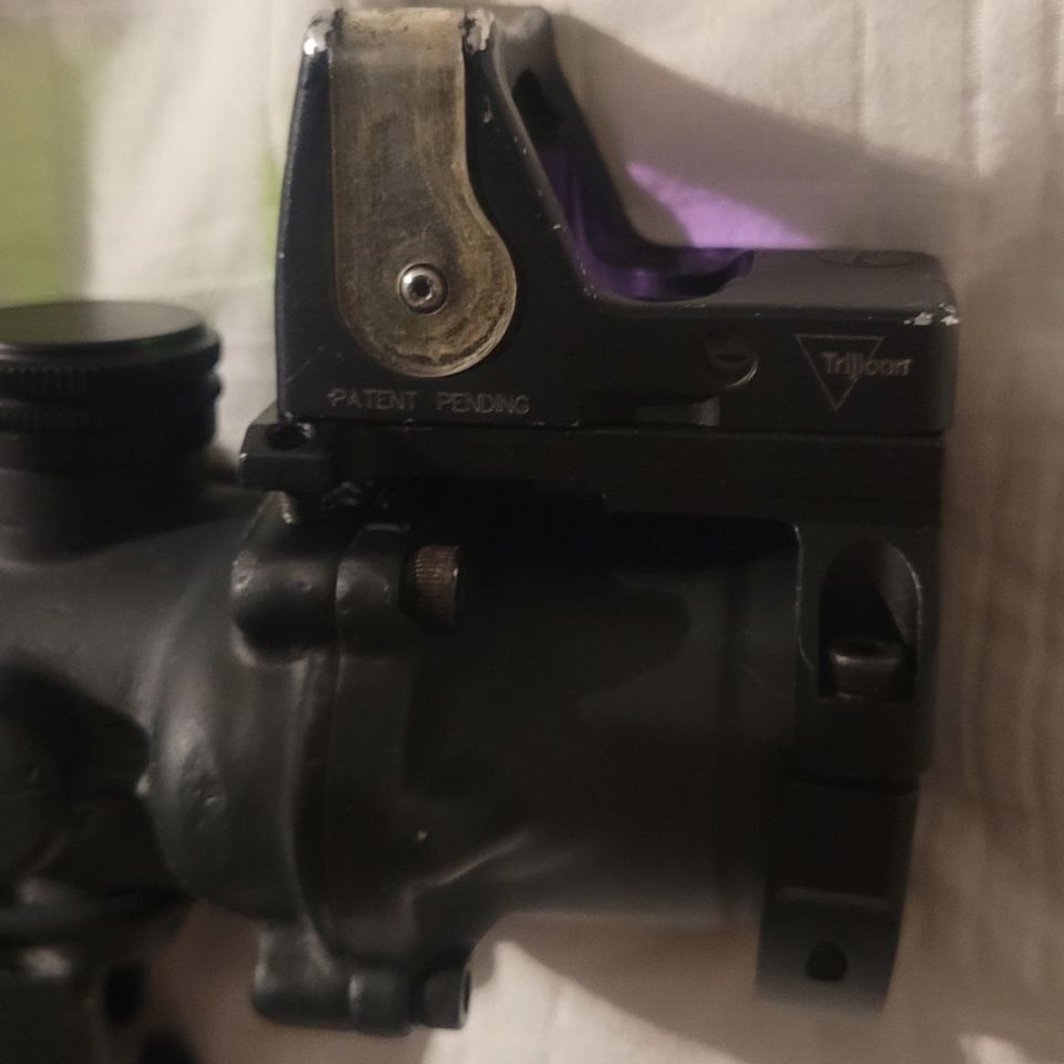 Image 4 - M4 upper, launcher, and acog/r