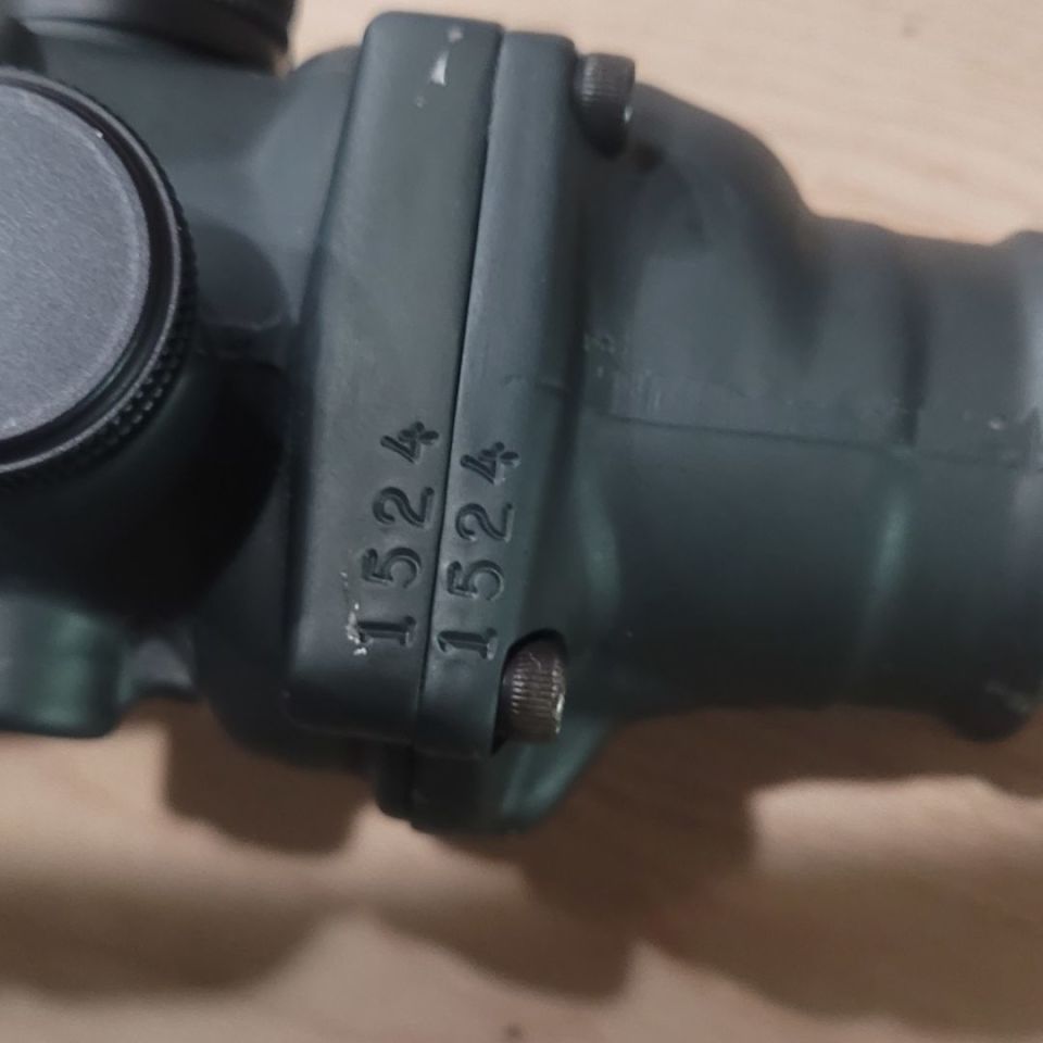 Image 3 - Trijicon TA01 red crosshair.