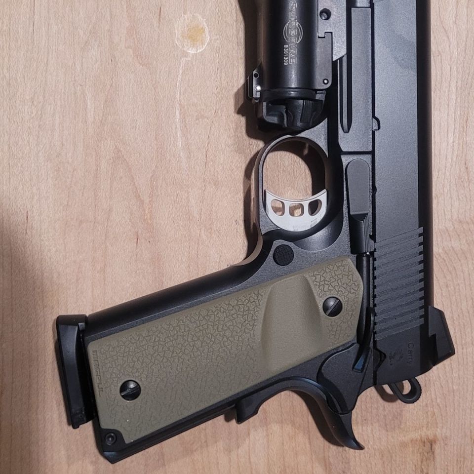 Image 2 - Tisas B45R Carry 1911