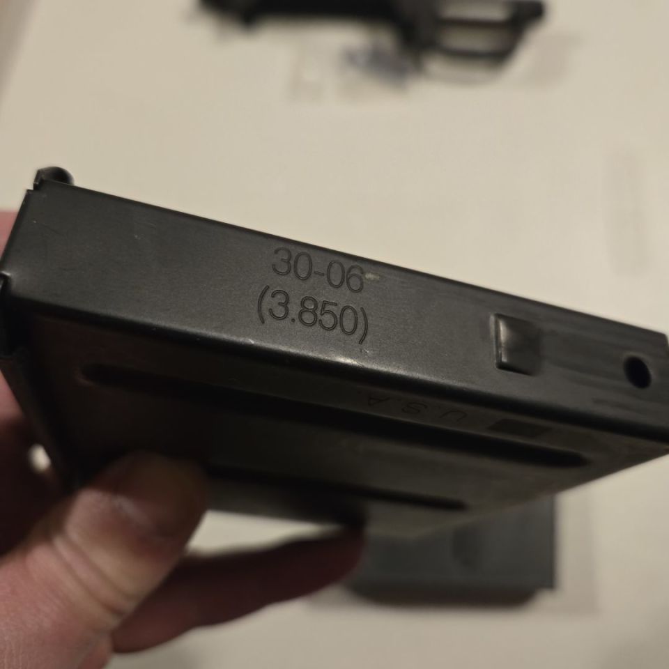 Image 2 - M5 LA Pattern Bottom Metal