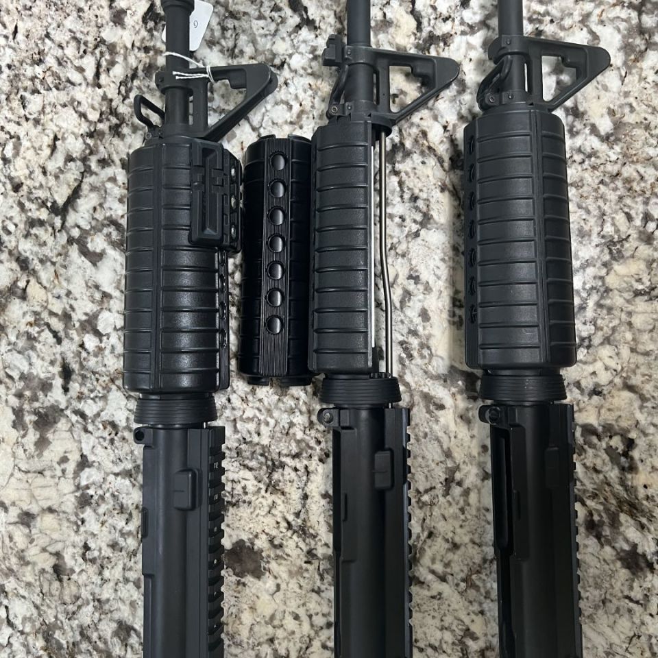 Image 5 - Colt 11.5 upper 6933 BCG