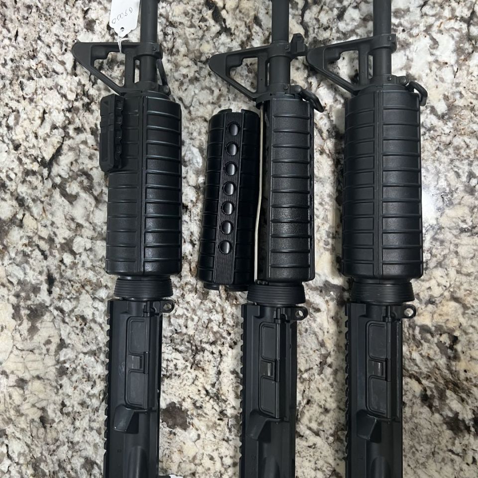 Image 3 - Colt 11.5 upper 6933 BCG