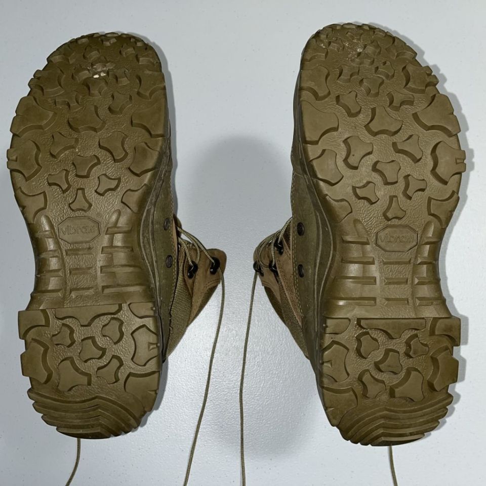 Image 4 - Wellco Combat Boots Size 10 W