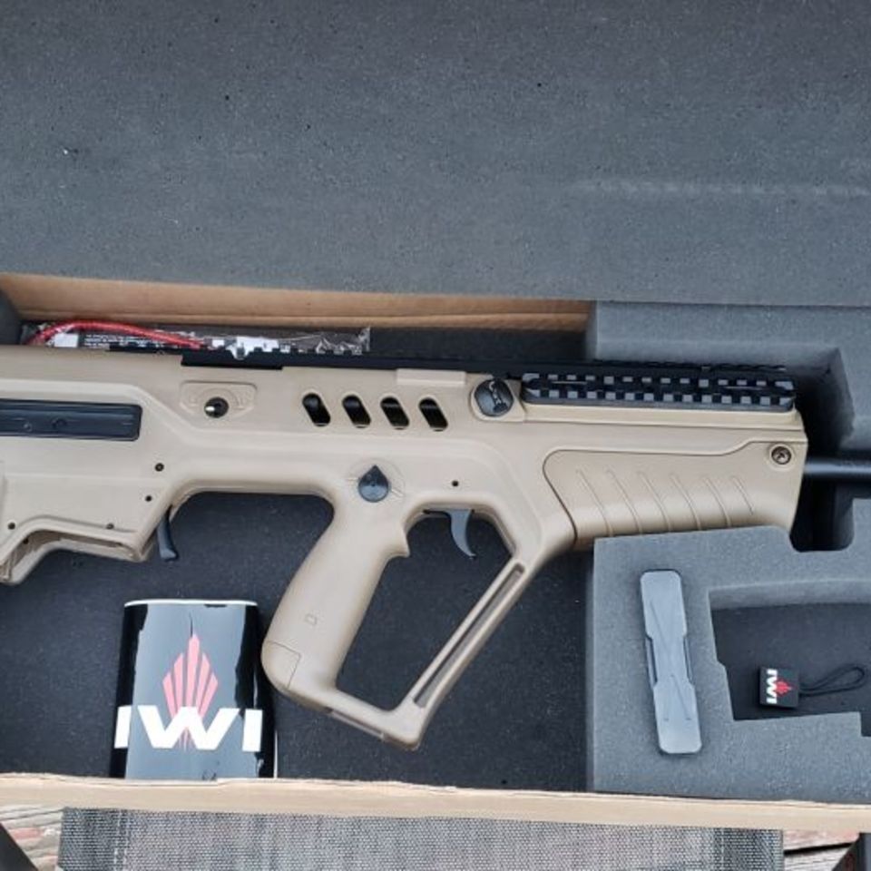 Image 2 - IWI TAVOR SAR 16" FDE BULLPUP 