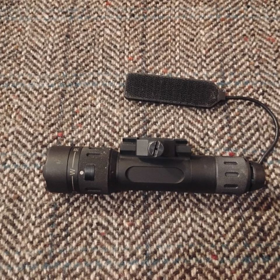 Image 2 - Insight wmx200 black 