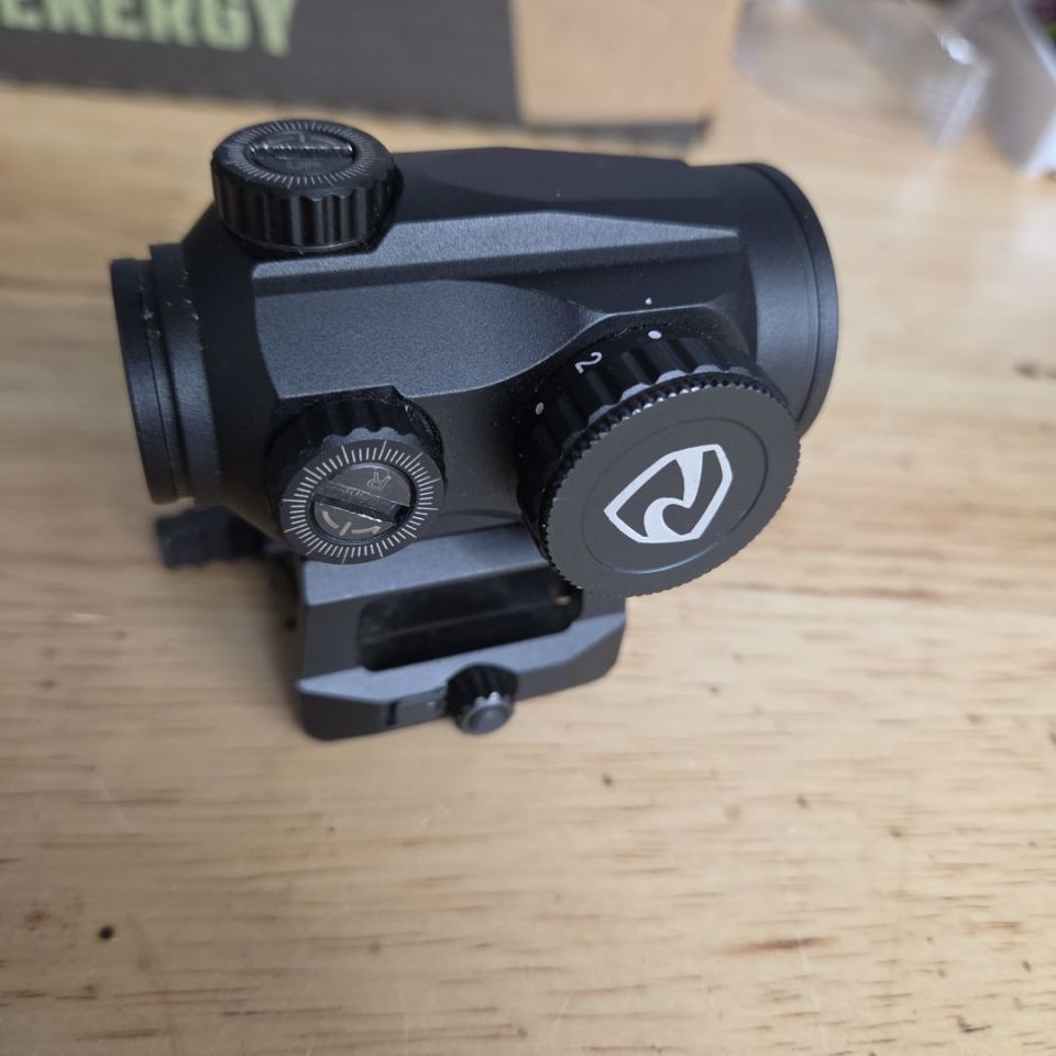 Image 2 - Riton red dot