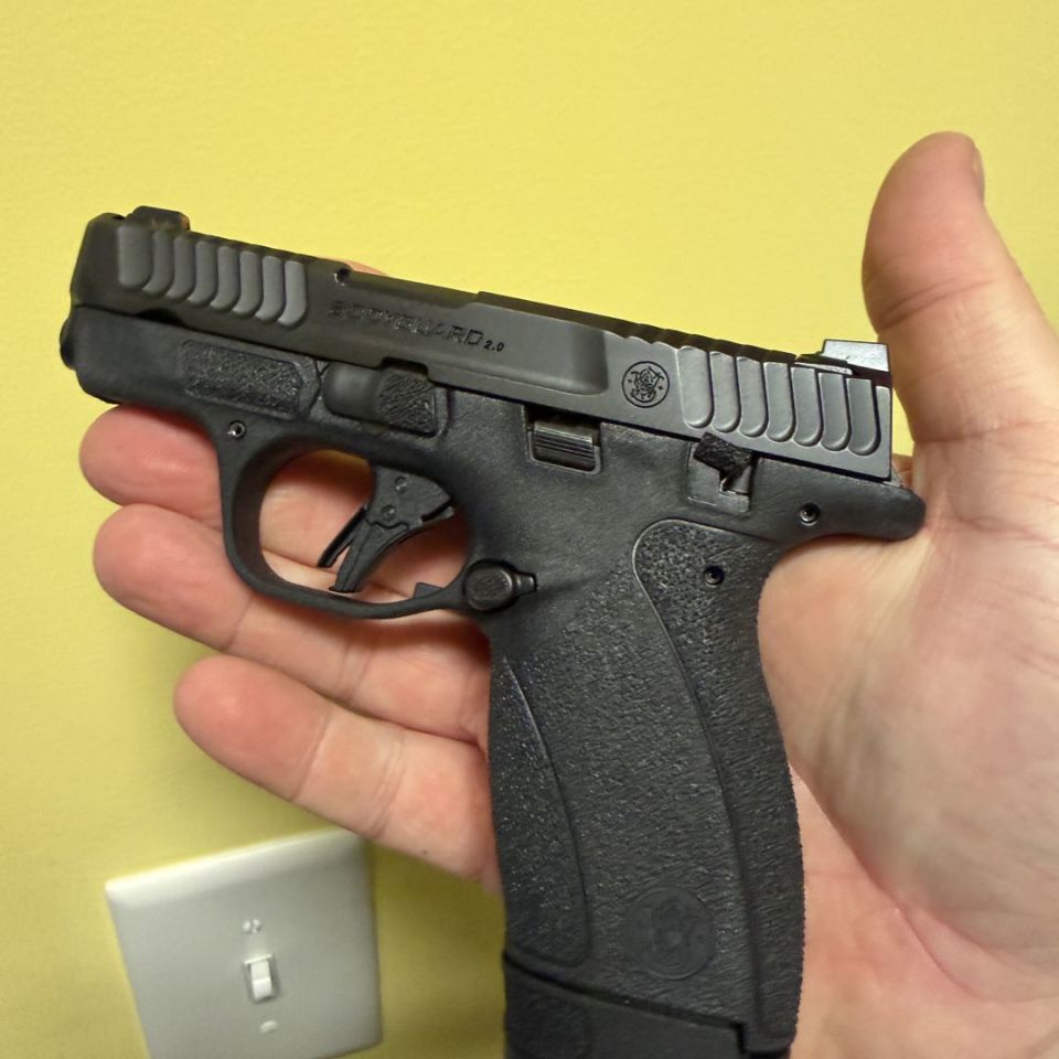 Image 3 - Bodyguard 2.0 w/extras