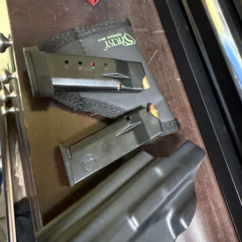 Image 2 - Bodyguard 2.0 w/extras