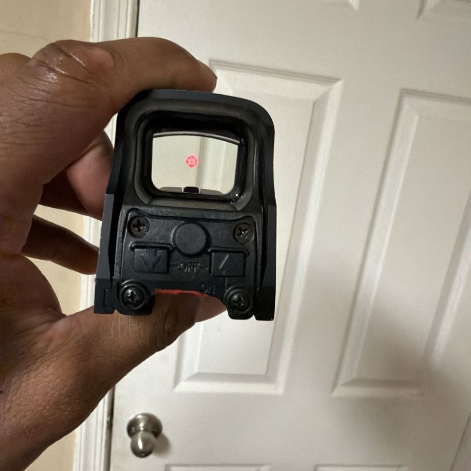 Image 2 - EOTECH 512 with magnifier 