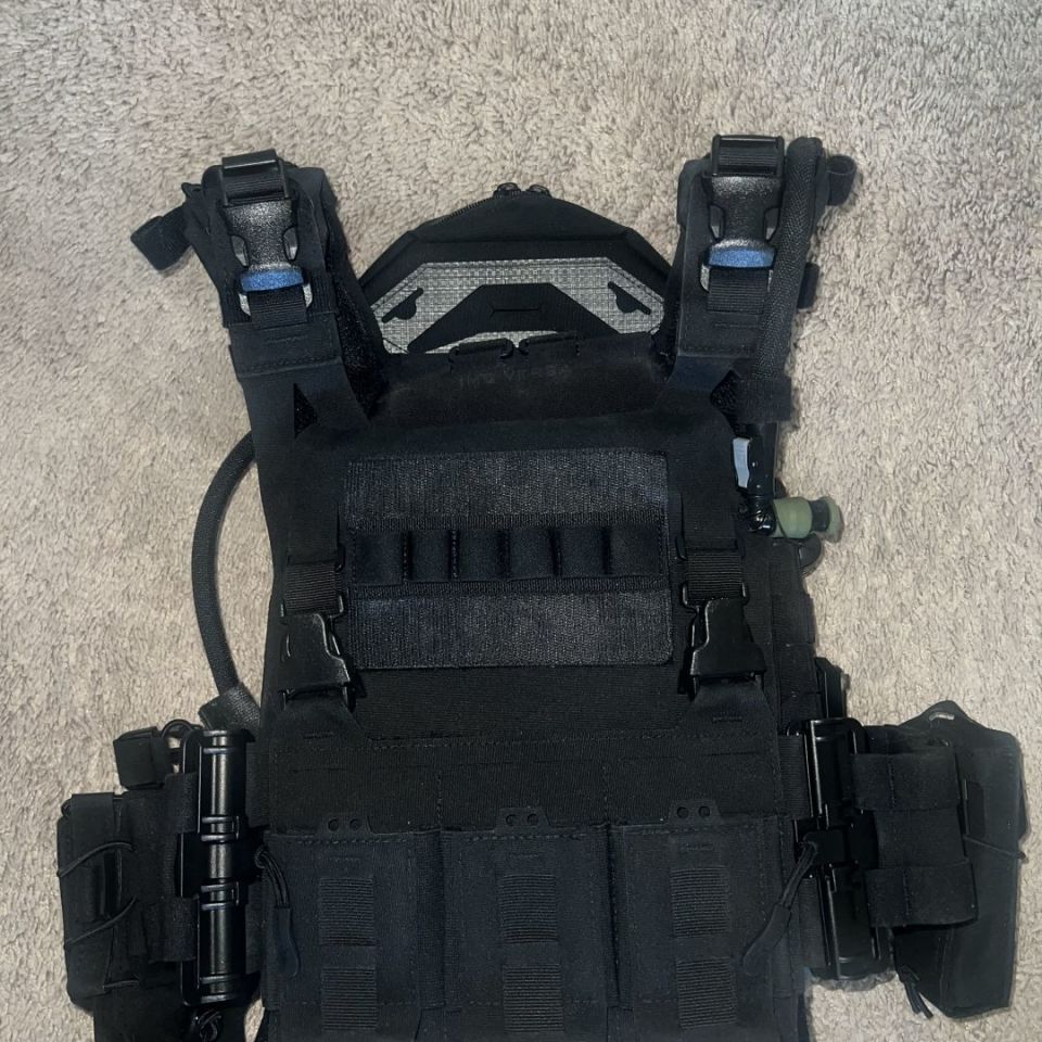 Image 1 - Javelin Concepts Plate Carrier