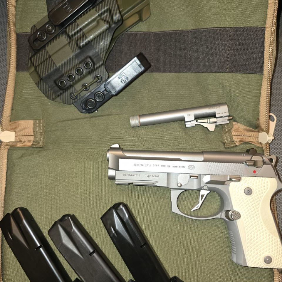 Image 4 - Beretta 92 FS INOX Compact