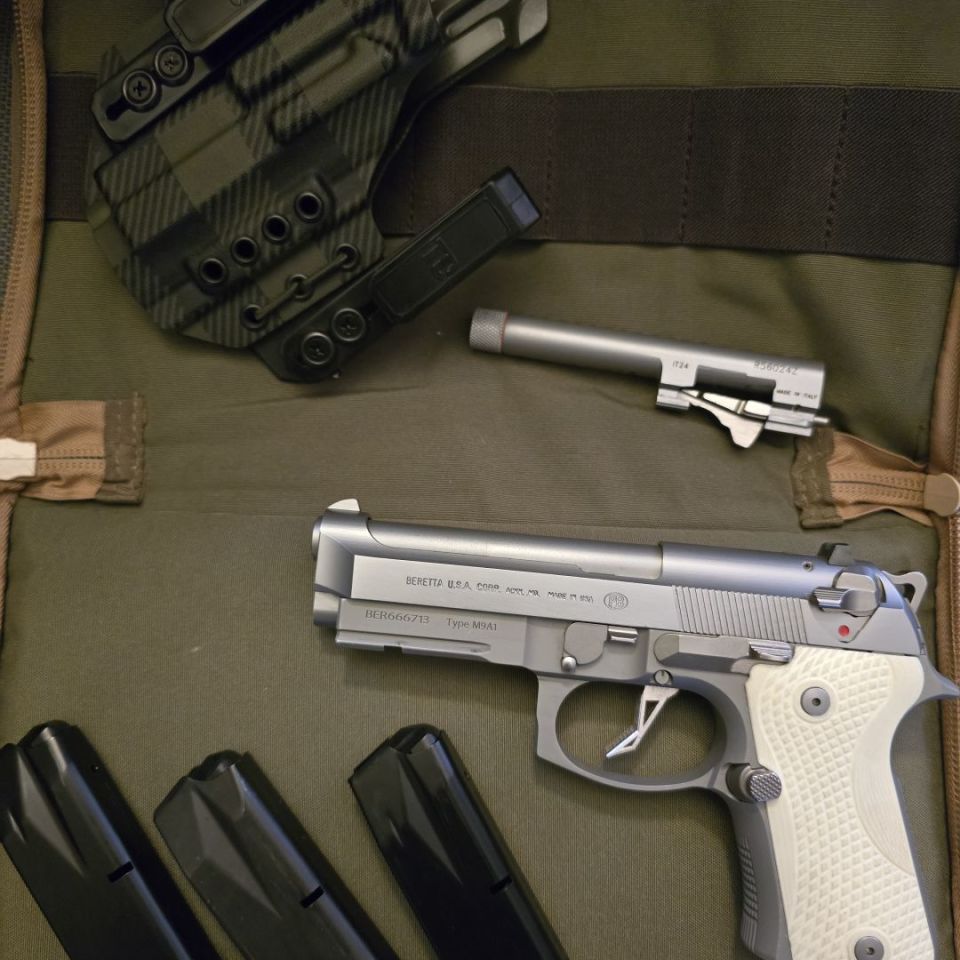 Image 2 - Beretta 92 FS INOX Compact