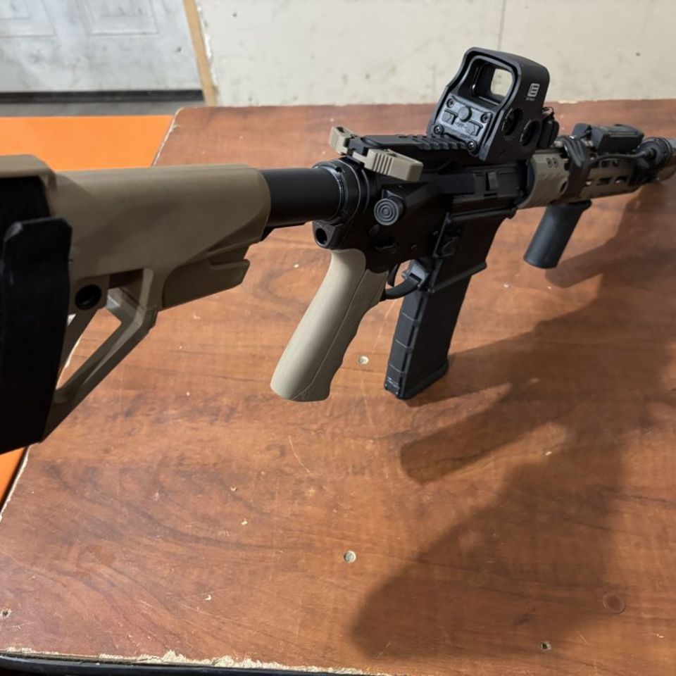 Image 3 - Ar15 pistol