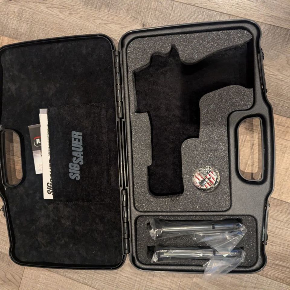 Image 3 - Sig p210 carry