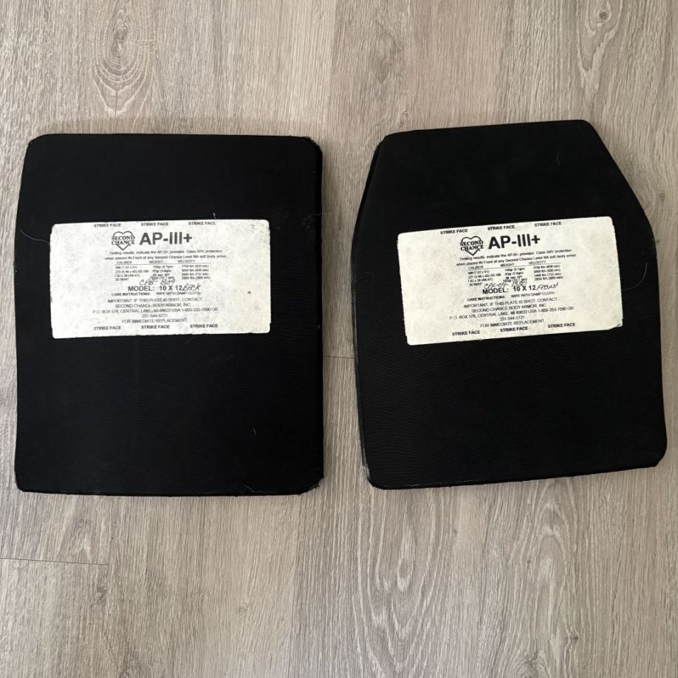 Image 3 - BRT, Giessele, Mystery Ranch, 