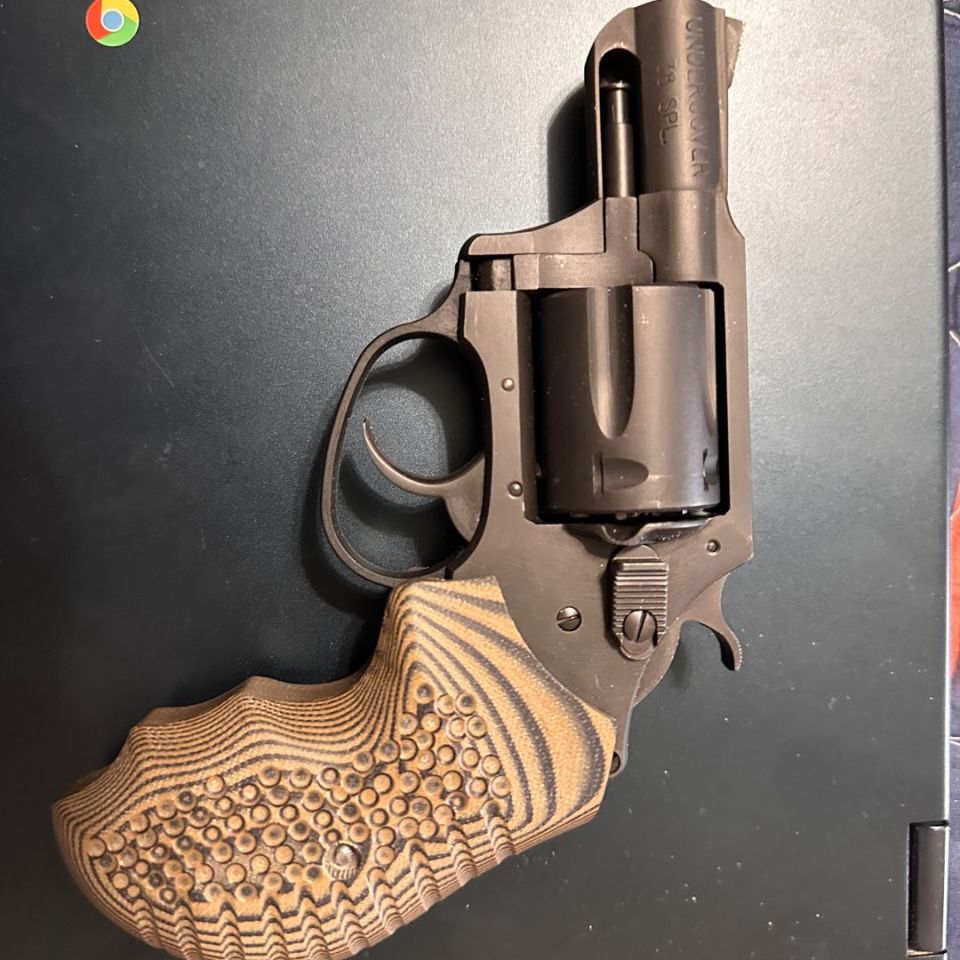 Image 1 - Snub nose Charter38