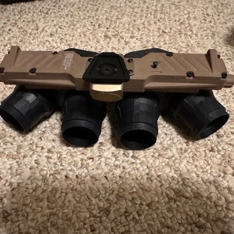 Image 2 - PENDING ///  PANO HOUSINGS!