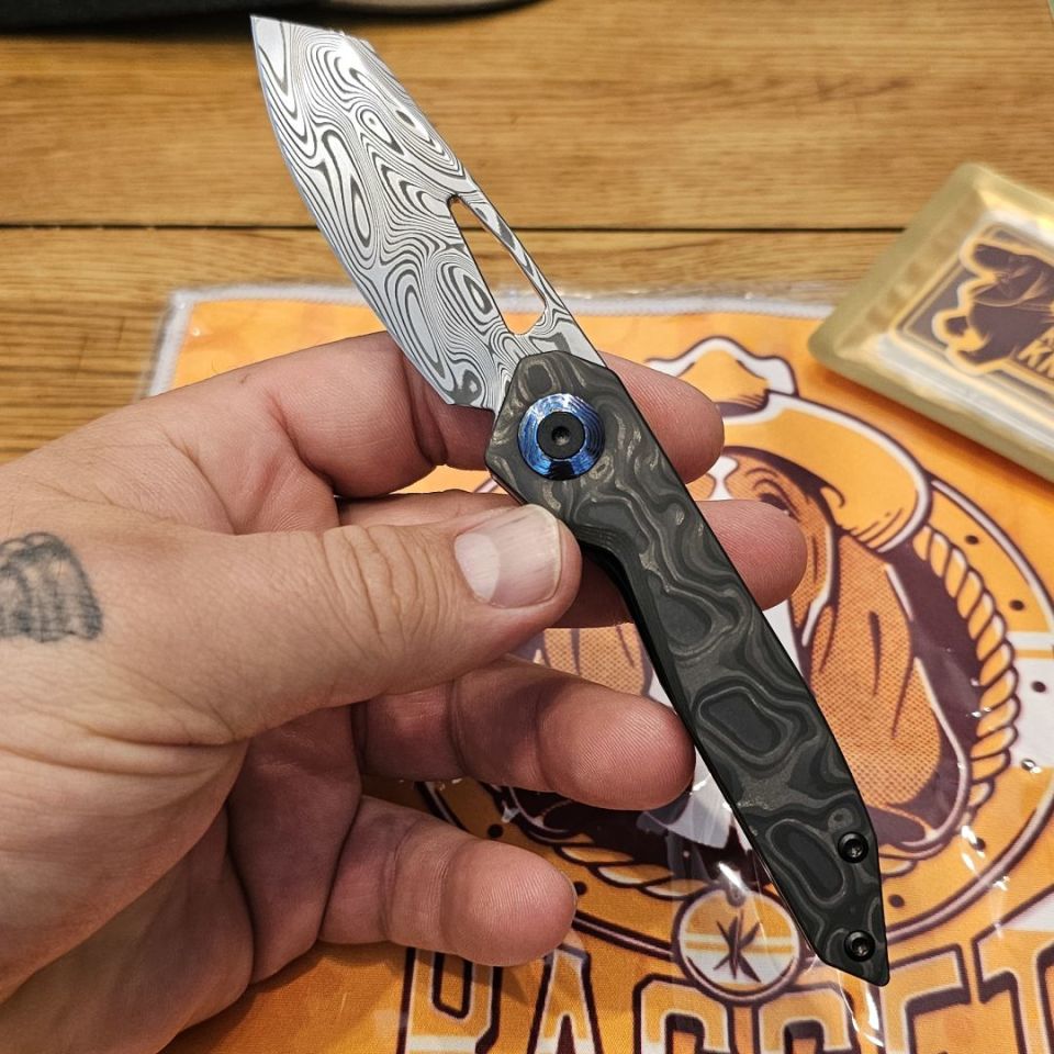 Image 1 - Keanison Basset Hound