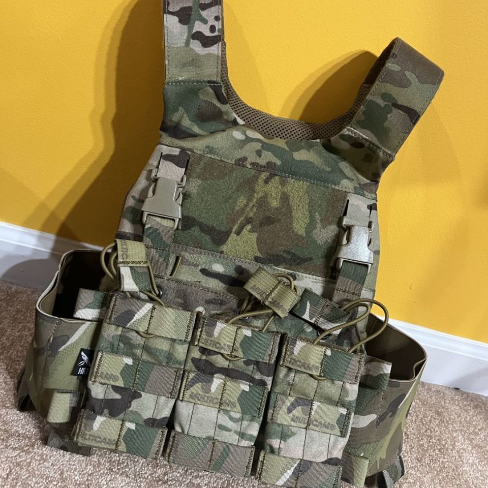 Image 1 - Ferro slickster plate carrier 