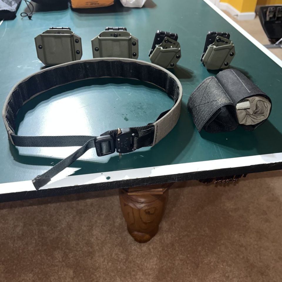 Image 1 - Various Trex arms gear