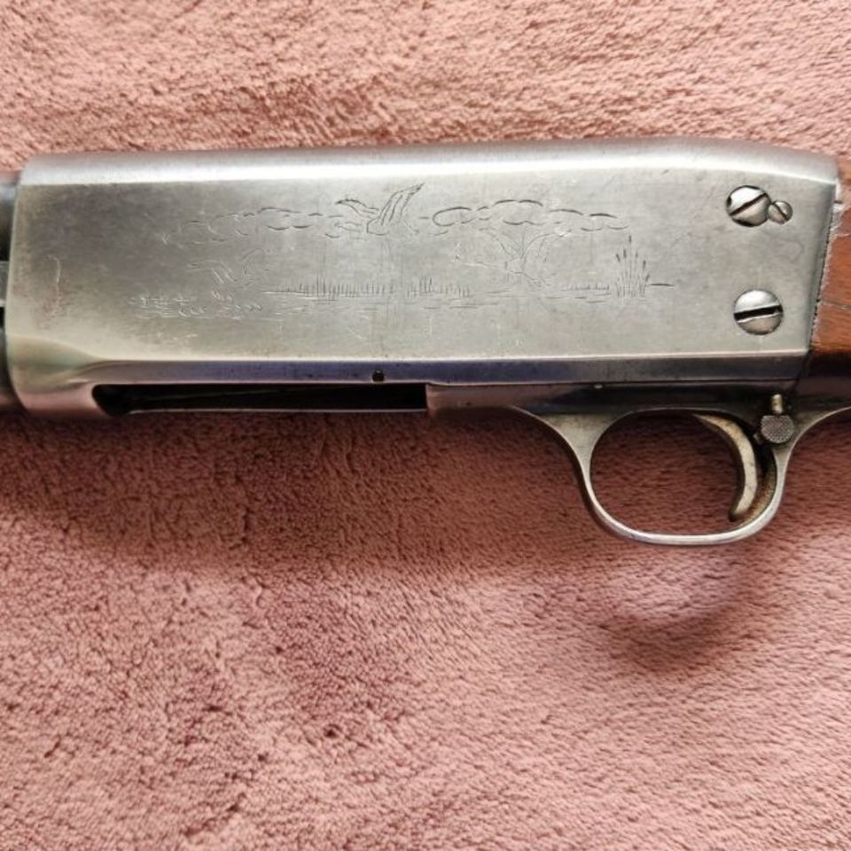 Image 5 - Ithaca Model 37 (16 Gauge)