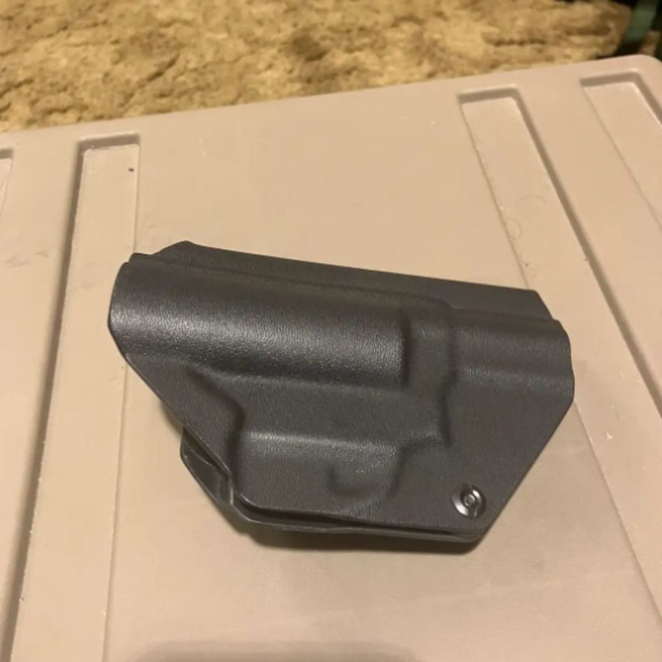 Image 2 - WeThePeople Taurus 856 Holster