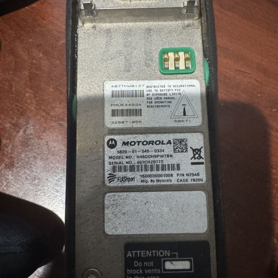 Image 3 - MOTOROLA XTS2500 UHFIII
