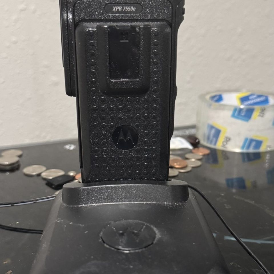 Image 2 - MOTOROLA XPR 7550e