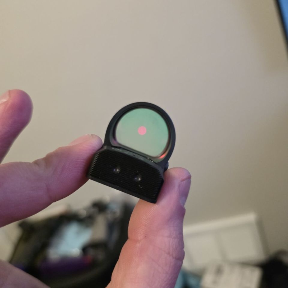 Image 2 - Cmore RTS3 3 MOA red dot