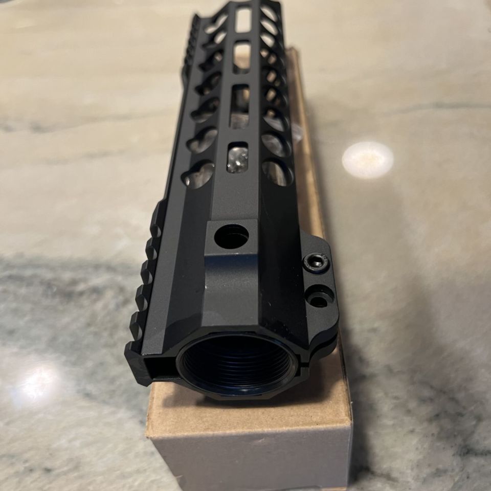 Image 3 - 9" AR15 Freefloat MLOK Handguard AR-15 M-LOK Rail Steel Barrel Nut Picatinny Top Rail