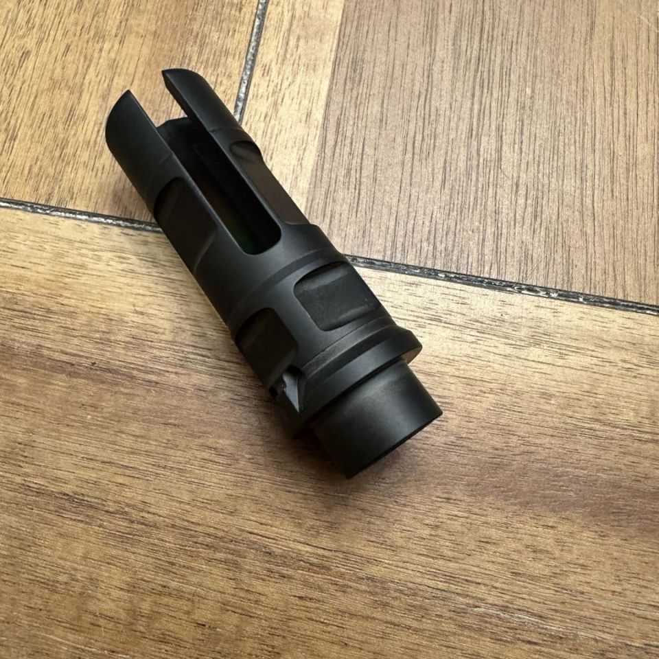 Image 2 - B&T 3 Prong 1/2x28 Surefire 