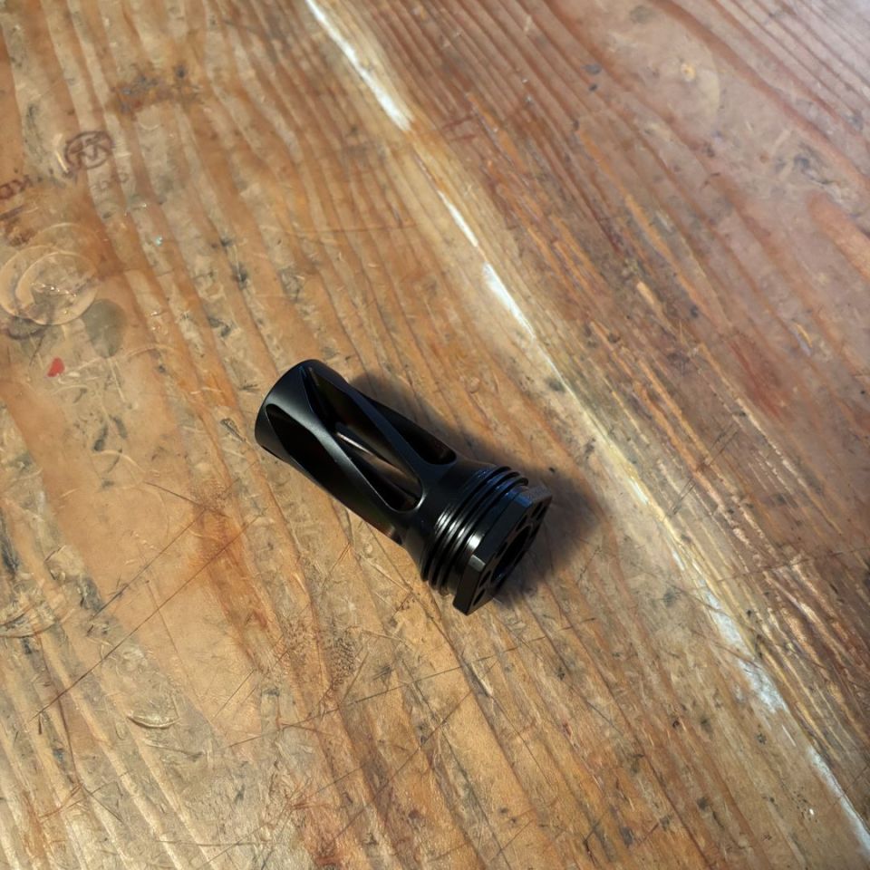 Image 2 - Huxwrx Flash Hider