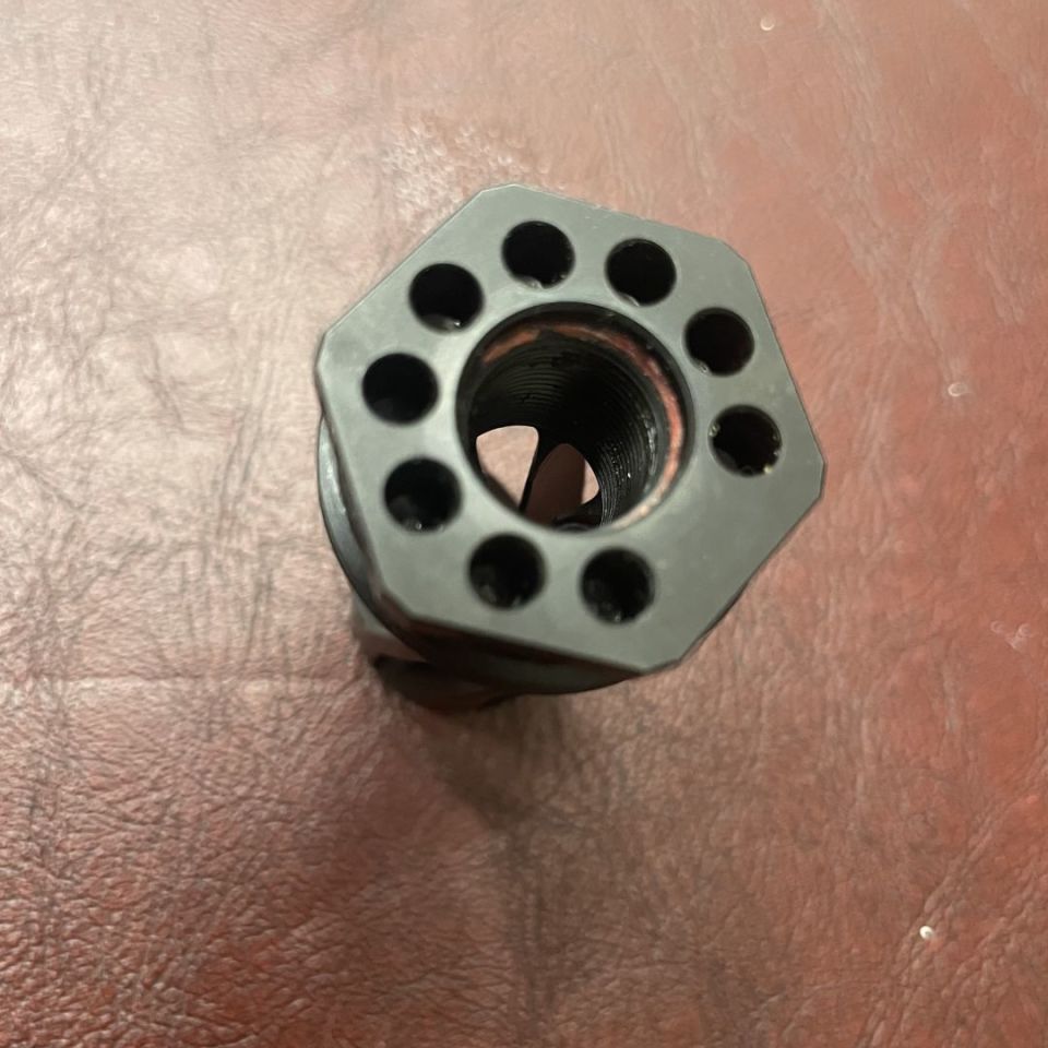 Image 2 - Hux 556 flash hider 