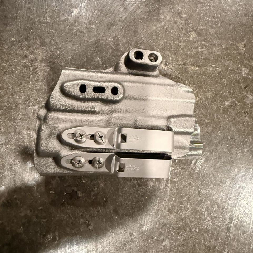 Image 2 - Velo Lux AIWB for M&P 2.0