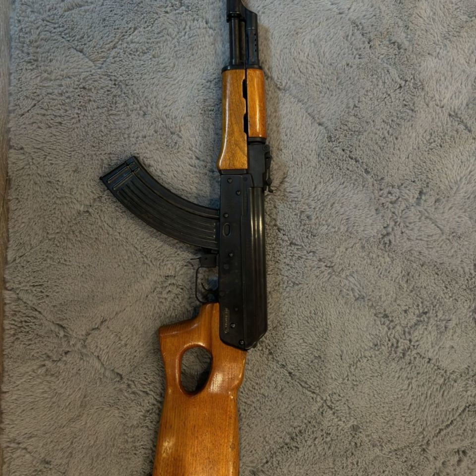 Image 2 - Mak 90