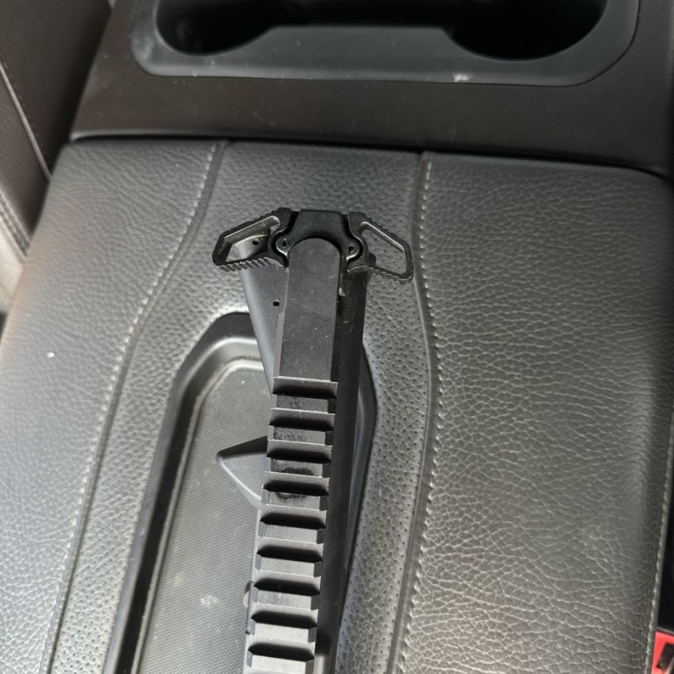 Image 3 - 10.5 556 upper