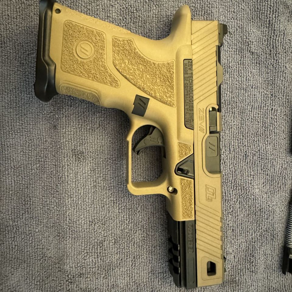 Image 2 - Zev OZ9 Covert FDE (Glock 49 size)