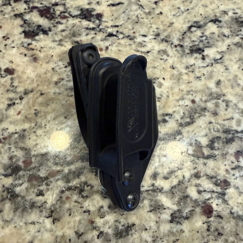 Image 4 - G19 Holsters