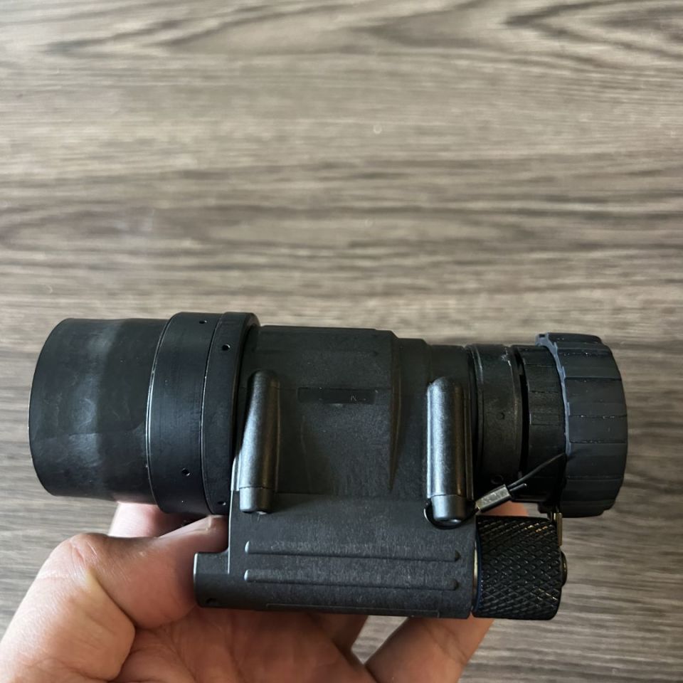 Image 1 - Omni 7 Green PVS-14