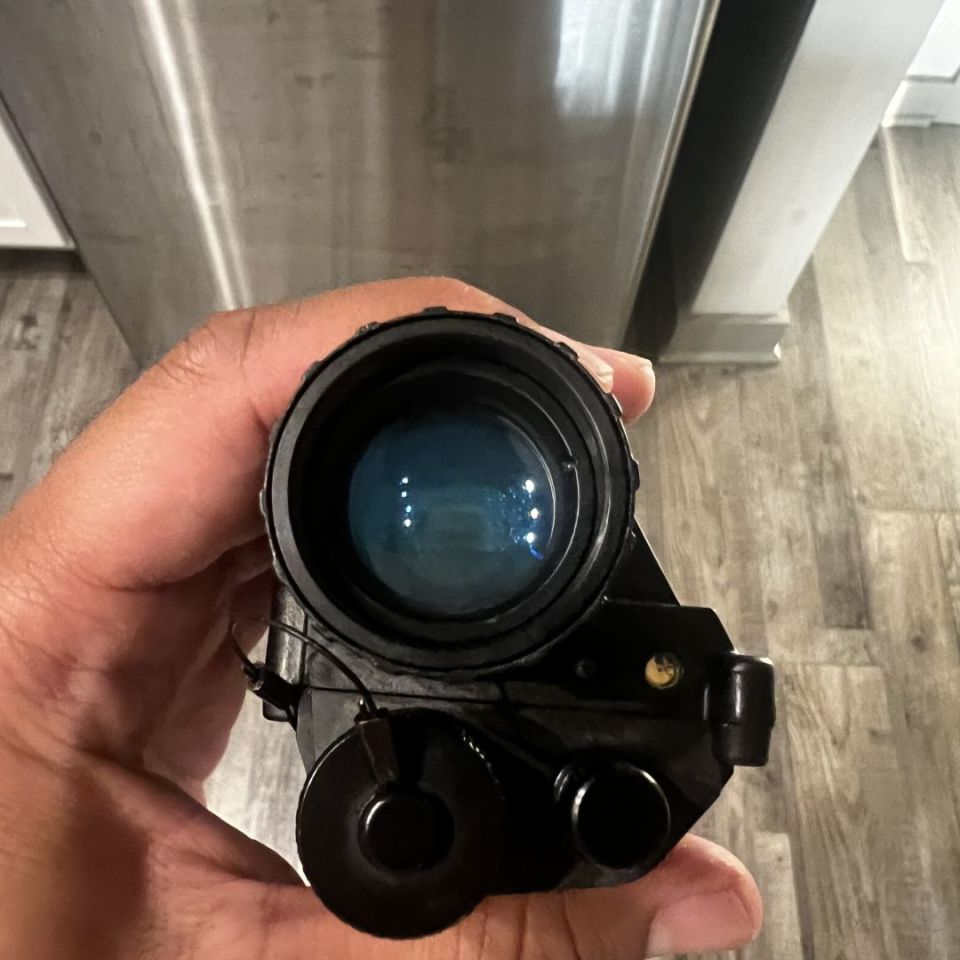 Image 3 - Omni 7 Green PVS-14